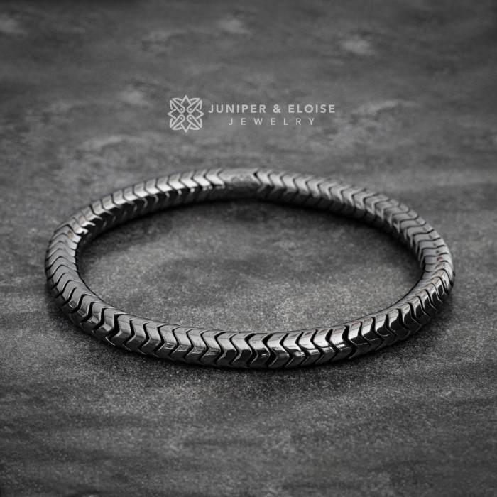 Men's Gray Hematite Snake Beaded Bracelet